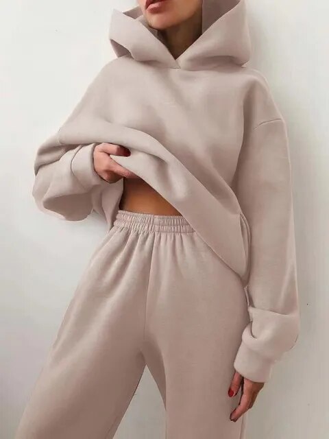 Damski Dresowy Komplet Oversize - Bluza z Kapturem, Spodnie Jogger, Ciepły Materiał