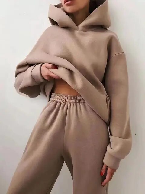 Damski Dresowy Komplet Oversize - Bluza z Kapturem, Spodnie Jogger, Ciepły Materiał
