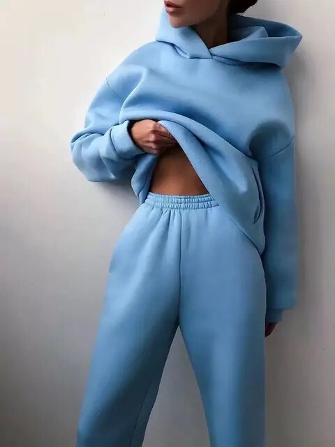 Damski Dresowy Komplet Oversize - Bluza z Kapturem, Spodnie Jogger, Ciepły Materiał