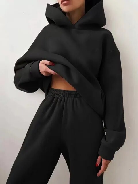 Damski Dresowy Komplet Oversize - Bluza z Kapturem, Spodnie Jogger, Ciepły Materiał
