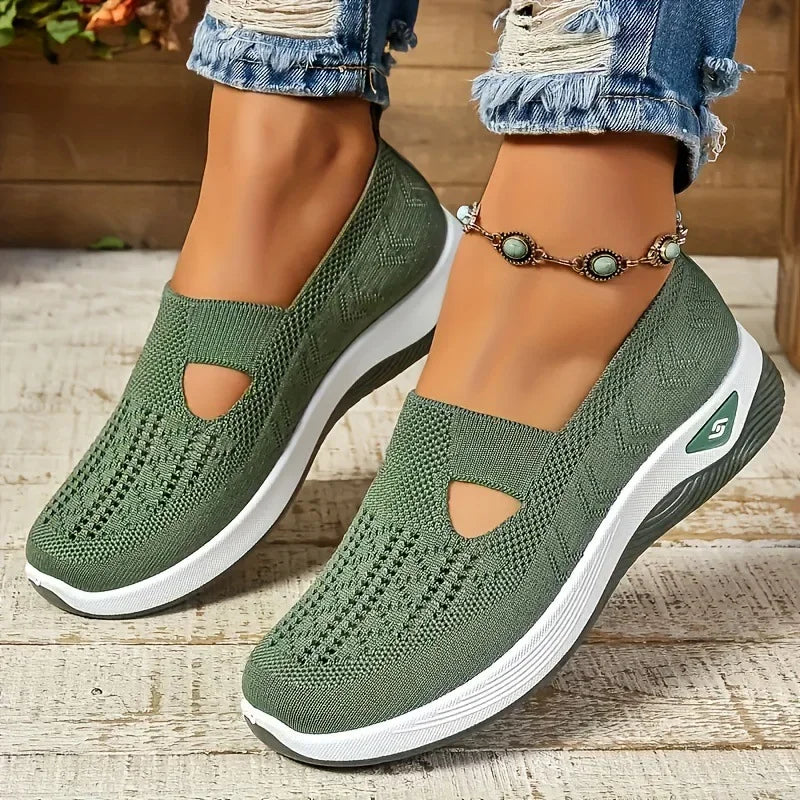 Damskie Wsuwane Sneakersy z Siatki - Przewiewna Cholewka, Przyczepna Podeszwa, Lekka Konstrukcja