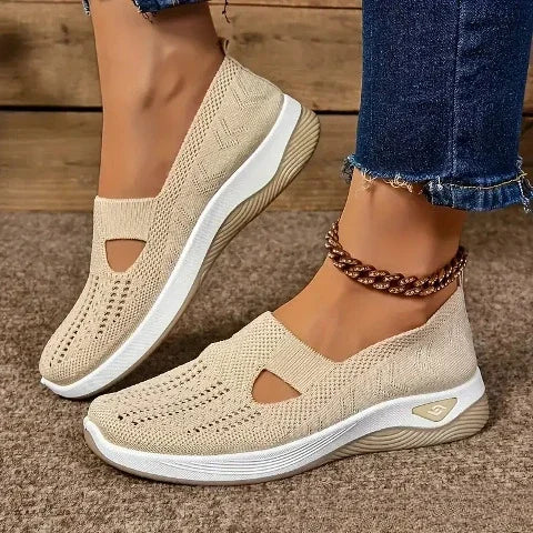 Damskie Wsuwane Sneakersy z Siatki - Przewiewna Cholewka, Przyczepna Podeszwa, Lekka Konstrukcja