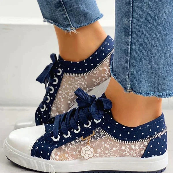 Damskie casualowe sneakersy z siateczką  wzór w kropki, przewiewne boki, sznurowany przód