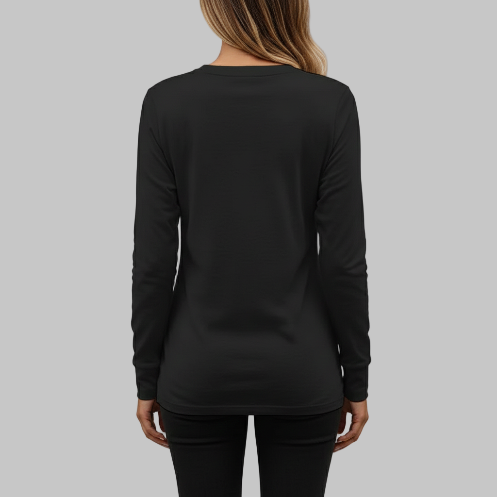 Widok z tyłu black gładką   bluzkę z długim rękawem.