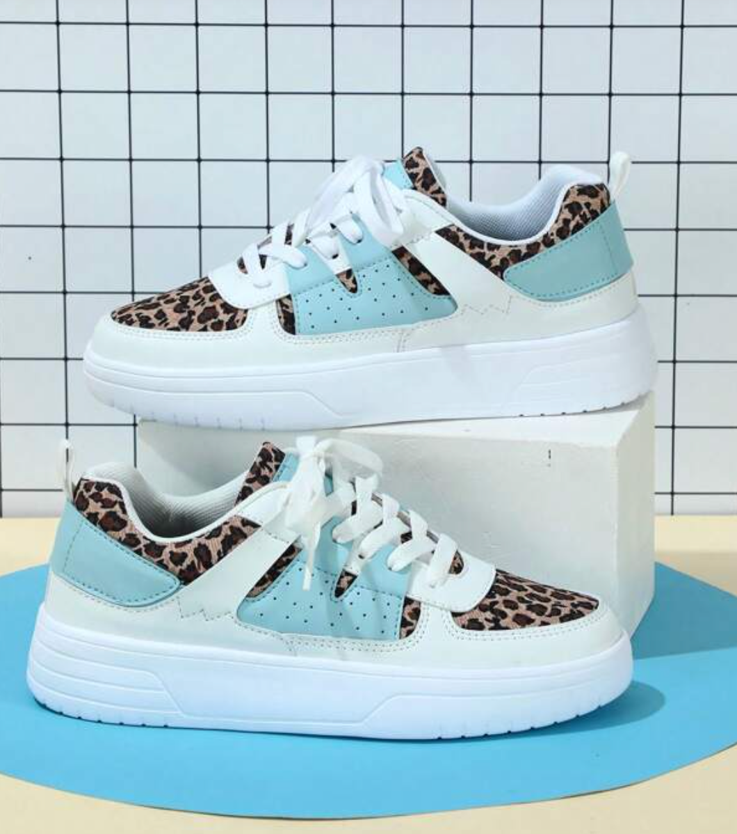 Kolorowe Sneakersy Damskie Sylviane - Gruba Podeszwa, Panelowy Design, Perforowana Cholewka