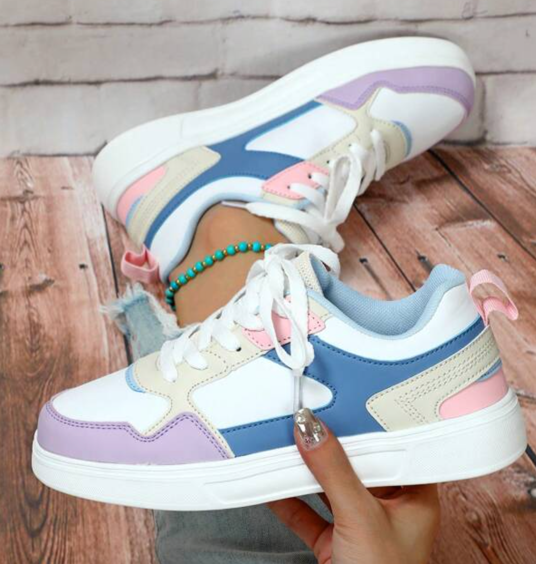 Kolorowe Sneakersy Damskie Sylviane - Gruba Podeszwa, Panelowy Design, Perforowana Cholewka
