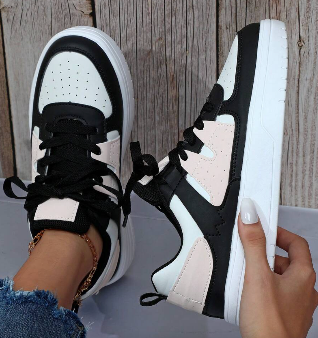 Kolorowe Sneakersy Damskie Sylviane - Gruba Podeszwa, Panelowy Design, Perforowana Cholewka
