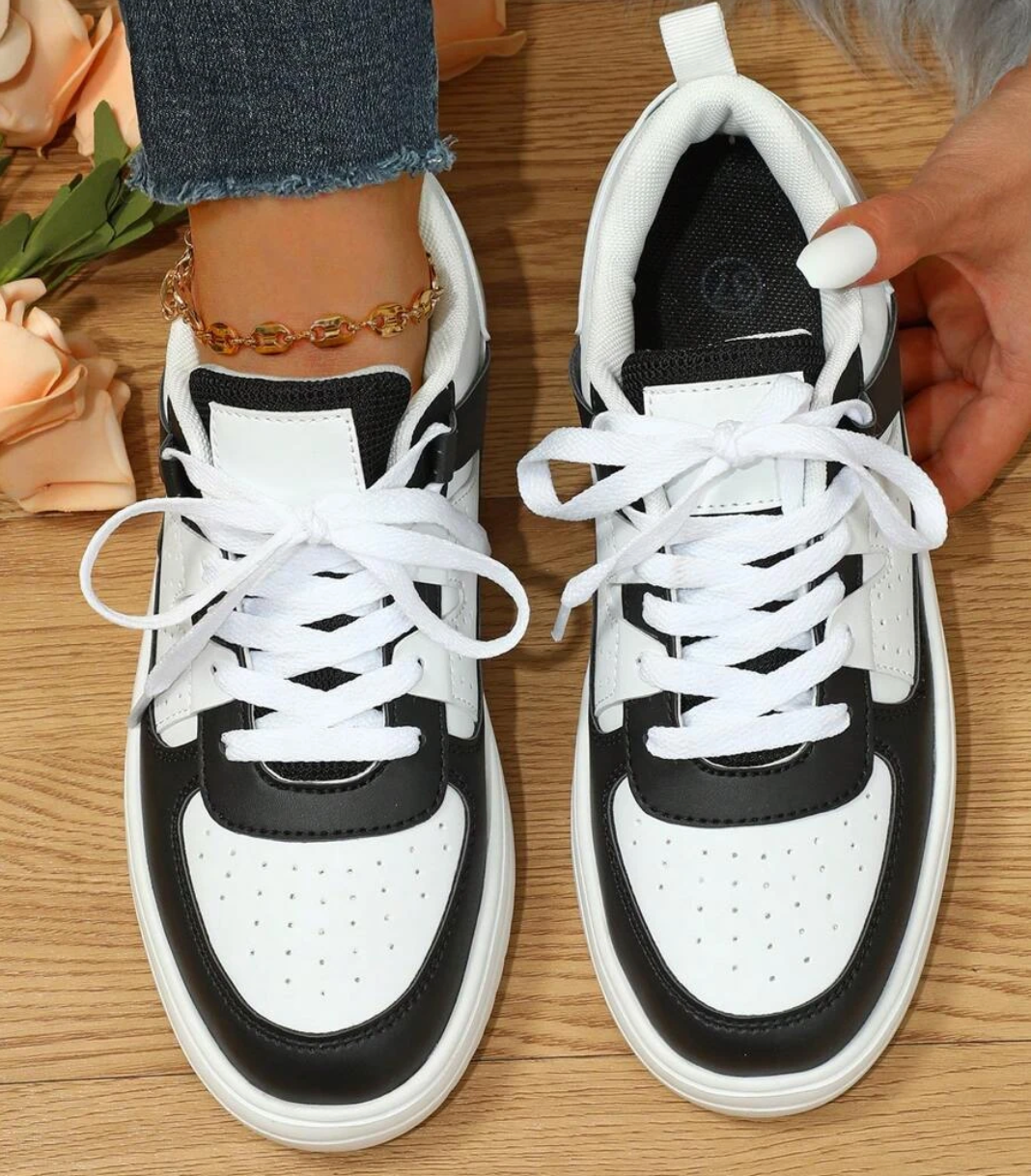 Kolorowe Sneakersy Damskie Sylviane - Gruba Podeszwa, Panelowy Design, Perforowana Cholewka